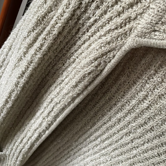 Vintage Knit Sweater - Picture 2 of 6